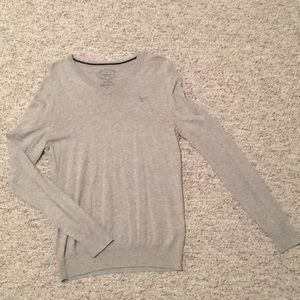 American Eagle men’s sweater